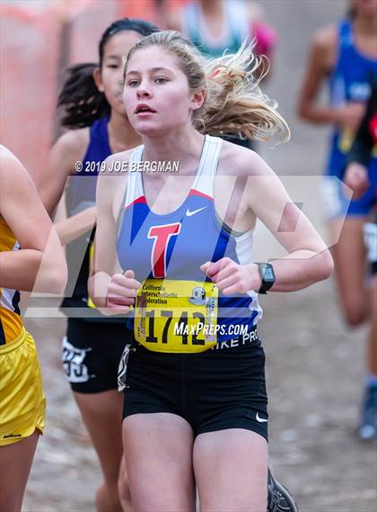 Thumbnail 3 in CIF State Cross Country Championships (Girls D3 Race) photogallery.