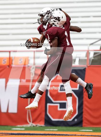Thumbnail 1 in Aquinas Institute vs. Monroe-Woodbury photogallery.