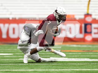 Thumbnail 3 in Aquinas Institute vs. Monroe-Woodbury photogallery.