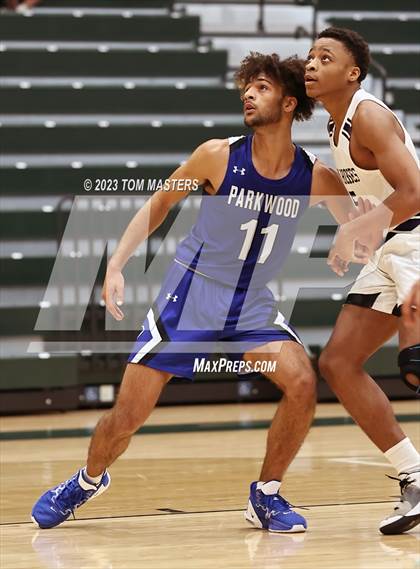 Thumbnail 1 in Philip Simmons vs. Parkwood photogallery.