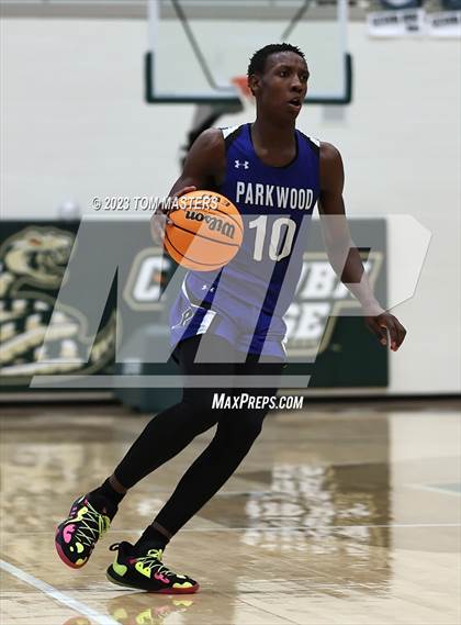 Thumbnail 1 in Philip Simmons vs. Parkwood photogallery.