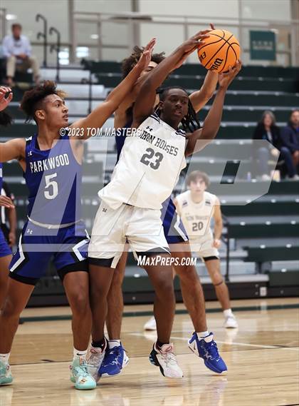 Thumbnail 1 in Philip Simmons vs. Parkwood photogallery.