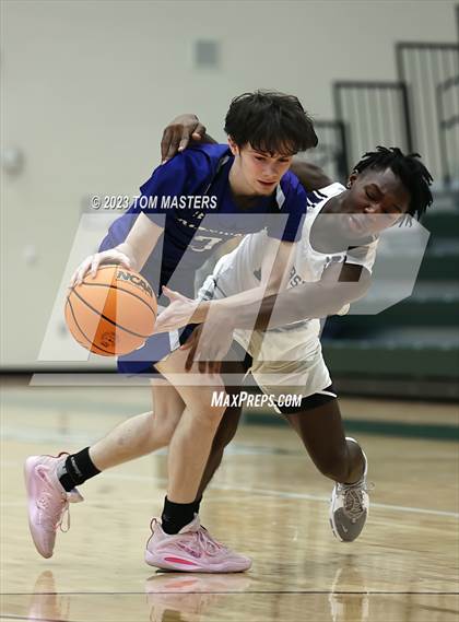 Thumbnail 3 in Philip Simmons vs. Parkwood photogallery.