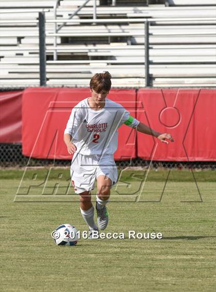 Thumbnail 1 in Charlotte Catholic vs Weddington photogallery.