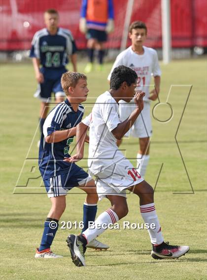 Thumbnail 3 in Charlotte Catholic vs Weddington photogallery.