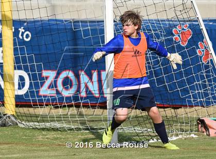 Thumbnail 3 in Charlotte Catholic vs Weddington photogallery.