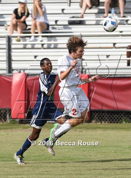 Thumbnail 2 in Charlotte Catholic vs Weddington photogallery.