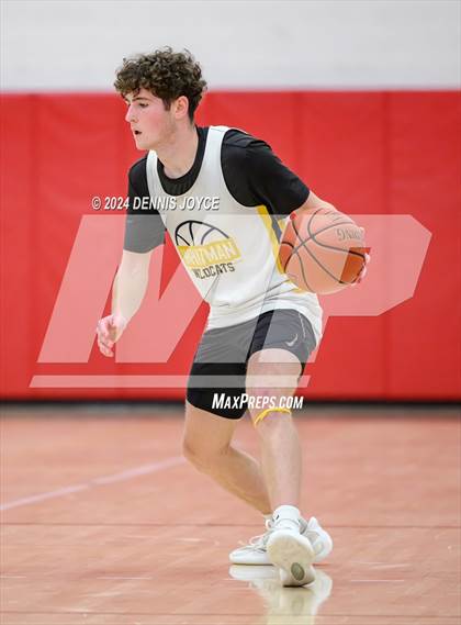 Thumbnail 2 in McQuaid Jesuit vs Marcus Whitman (Preseason) photogallery.