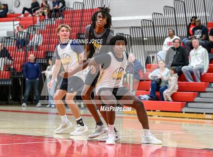Thumbnail 2 in McQuaid Jesuit vs Marcus Whitman (Preseason) photogallery.