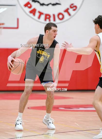 Thumbnail 3 in McQuaid Jesuit vs Marcus Whitman (Preseason) photogallery.