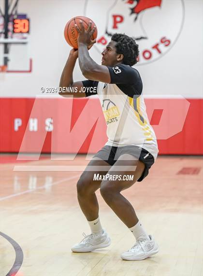 Thumbnail 1 in McQuaid Jesuit vs Marcus Whitman (Preseason) photogallery.