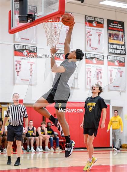 Thumbnail 3 in McQuaid Jesuit vs Marcus Whitman (Preseason) photogallery.
