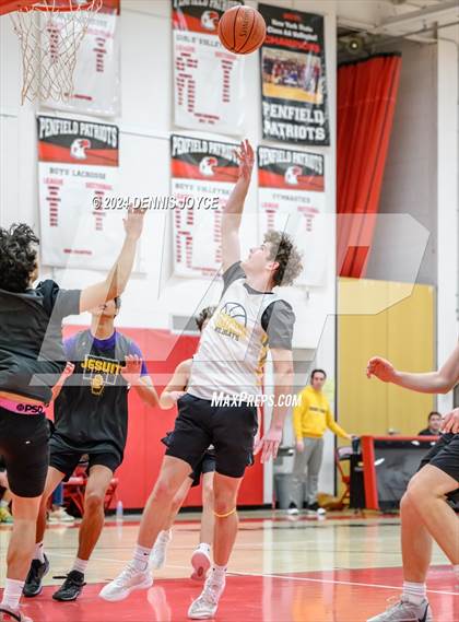 Thumbnail 1 in McQuaid Jesuit vs Marcus Whitman (Preseason) photogallery.