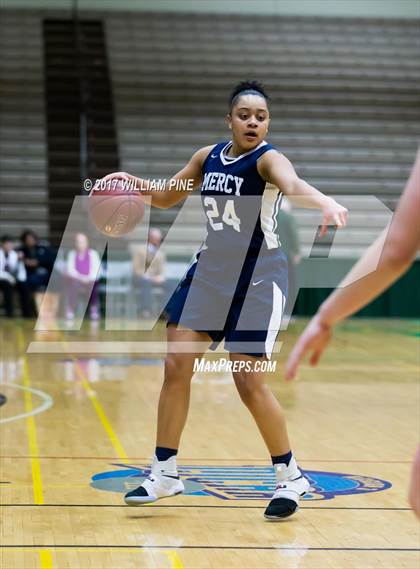Thumbnail 2 in Our Lady of Mercy vs. Ossining (NYSPHSAA Class AA Semifinal) photogallery.