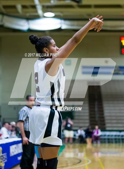 Thumbnail 3 in Our Lady of Mercy vs. Ossining (NYSPHSAA Class AA Semifinal) photogallery.