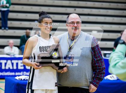 Thumbnail 3 in Our Lady of Mercy vs. Ossining (NYSPHSAA Class AA Semifinal) photogallery.