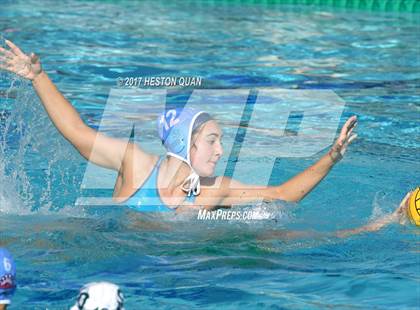Thumbnail 1 in Edison vs Corona Del Mar (Holiday Cup) photogallery.