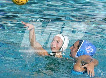 Thumbnail 1 in Edison vs Corona Del Mar (Holiday Cup) photogallery.