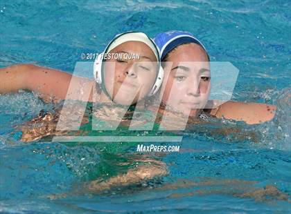 Thumbnail 2 in Edison vs Corona Del Mar (Holiday Cup) photogallery.