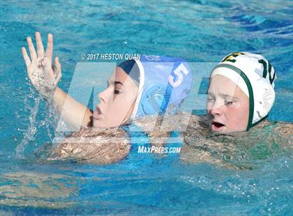 Thumbnail 2 in Edison vs Corona Del Mar (Holiday Cup) photogallery.