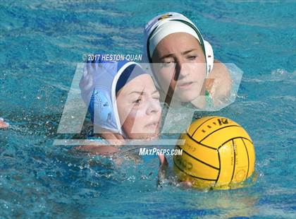 Thumbnail 3 in Edison vs Corona Del Mar (Holiday Cup) photogallery.