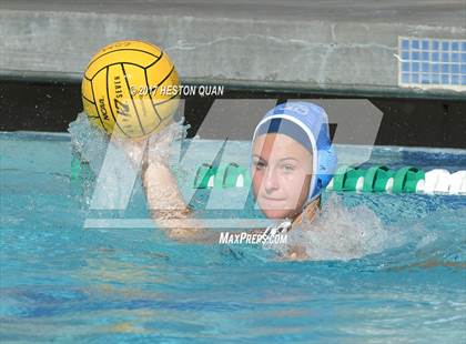 Thumbnail 3 in Edison vs Corona Del Mar (Holiday Cup) photogallery.