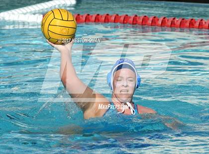 Thumbnail 3 in Edison vs Corona Del Mar (Holiday Cup) photogallery.