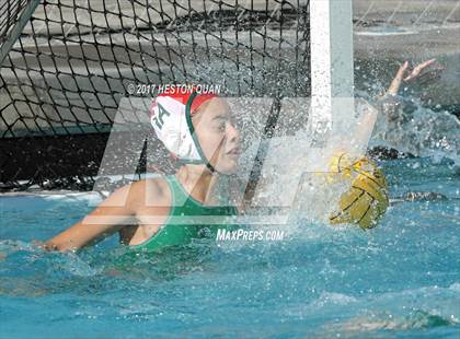 Thumbnail 2 in Edison vs Corona Del Mar (Holiday Cup) photogallery.