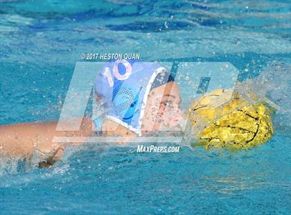 Thumbnail 1 in Edison vs Corona Del Mar (Holiday Cup) photogallery.
