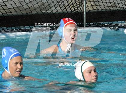 Thumbnail 1 in Edison vs Corona Del Mar (Holiday Cup) photogallery.