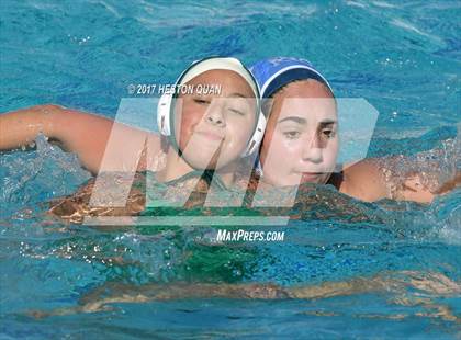 Thumbnail 3 in Edison vs Corona Del Mar (Holiday Cup) photogallery.