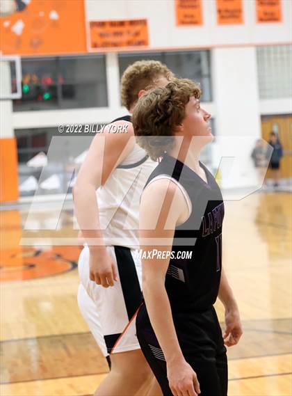 Thumbnail 3 in Grand Saline vs LaPoynor photogallery.