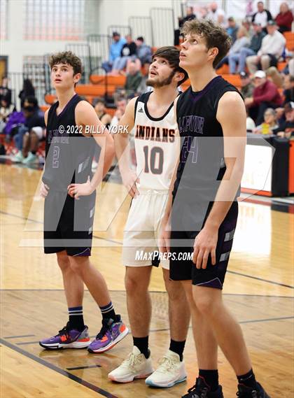 Thumbnail 1 in Grand Saline vs LaPoynor photogallery.