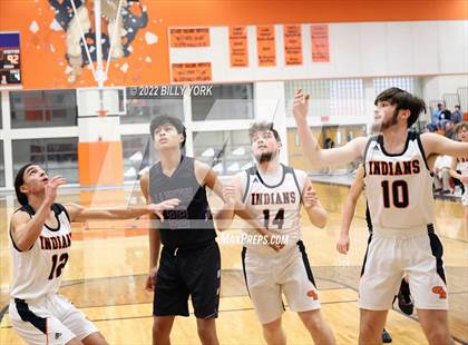 Thumbnail 1 in Grand Saline vs LaPoynor photogallery.
