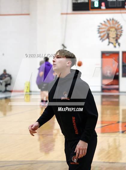 Thumbnail 3 in Grand Saline vs LaPoynor photogallery.