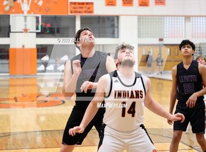 Thumbnail 3 in Grand Saline vs LaPoynor photogallery.