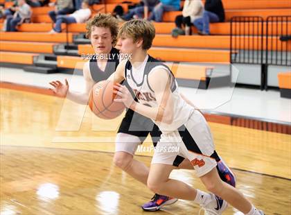 Thumbnail 1 in Grand Saline vs LaPoynor photogallery.