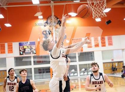 Thumbnail 2 in Grand Saline vs LaPoynor photogallery.