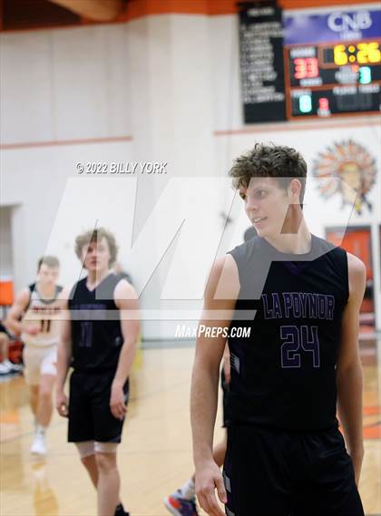 Thumbnail 3 in Grand Saline vs LaPoynor photogallery.