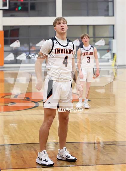 Thumbnail 1 in Grand Saline vs LaPoynor photogallery.