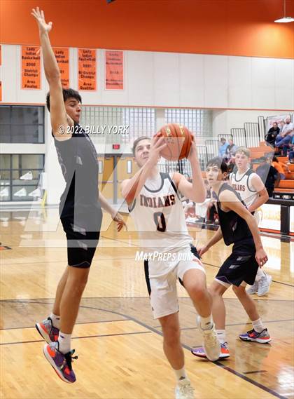 Thumbnail 2 in Grand Saline vs LaPoynor photogallery.