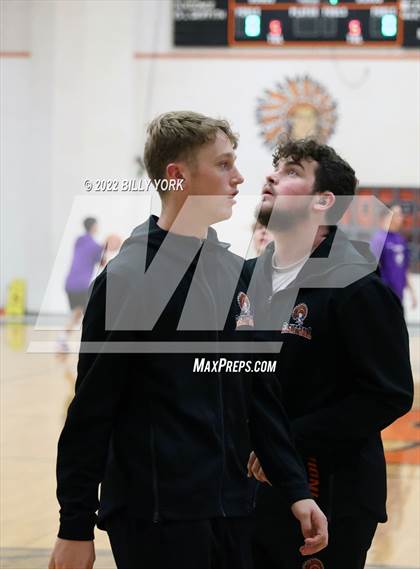 Thumbnail 2 in Grand Saline vs LaPoynor photogallery.