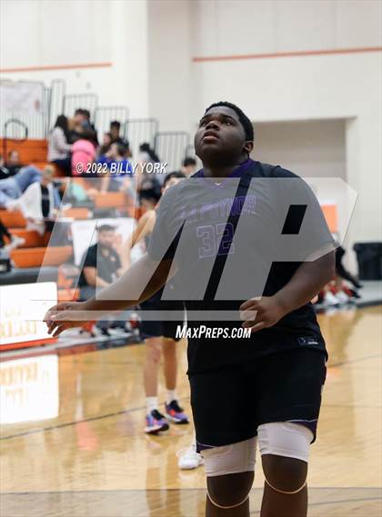 Thumbnail 2 in Grand Saline vs LaPoynor photogallery.