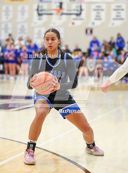 Thumbnail 1 in Hamilton Southeastern vs Zionsville (IHSAA 4A Sectional Semi Final) photogallery.