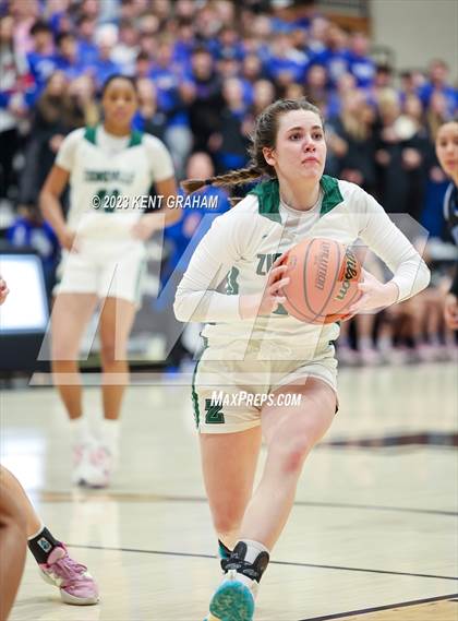Thumbnail 2 in Hamilton Southeastern vs Zionsville (IHSAA 4A Sectional Semi Final) photogallery.