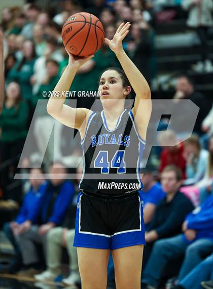 Thumbnail 3 in Hamilton Southeastern vs Zionsville (IHSAA 4A Sectional Semi Final) photogallery.