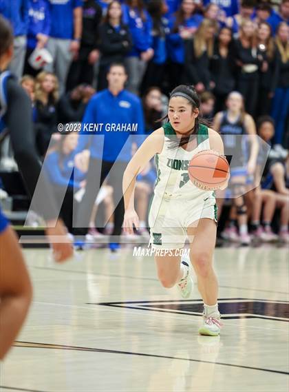 Thumbnail 2 in Hamilton Southeastern vs Zionsville (IHSAA 4A Sectional Semi Final) photogallery.