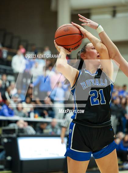 Thumbnail 1 in Hamilton Southeastern vs Zionsville (IHSAA 4A Sectional Semi Final) photogallery.