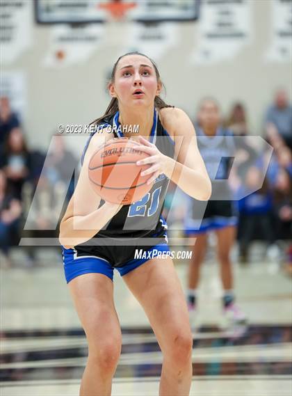 Thumbnail 1 in Hamilton Southeastern vs Zionsville (IHSAA 4A Sectional Semi Final) photogallery.