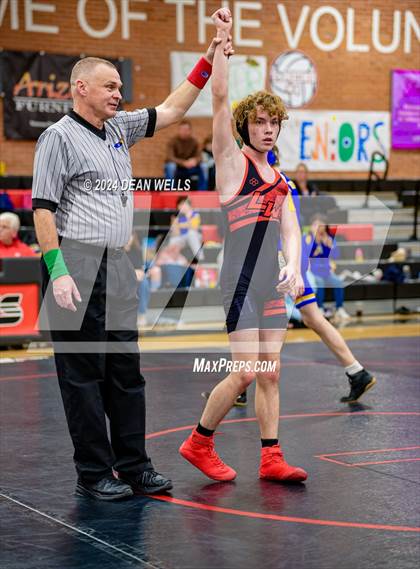 Thumbnail 1 in Kingman vs Lee Williams  photogallery.